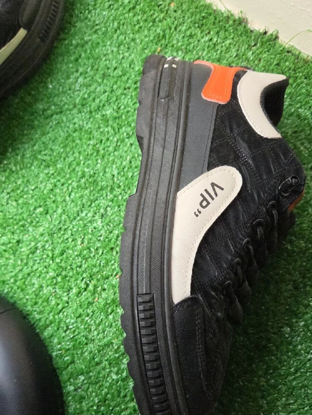 VIP low top